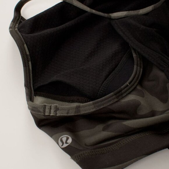 Lululemon Racerback Tank w/ Camo Bra 4 Black Green NWOT - Picture 7 of 13